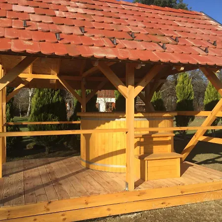 Berkenye Fogado Feriehus
